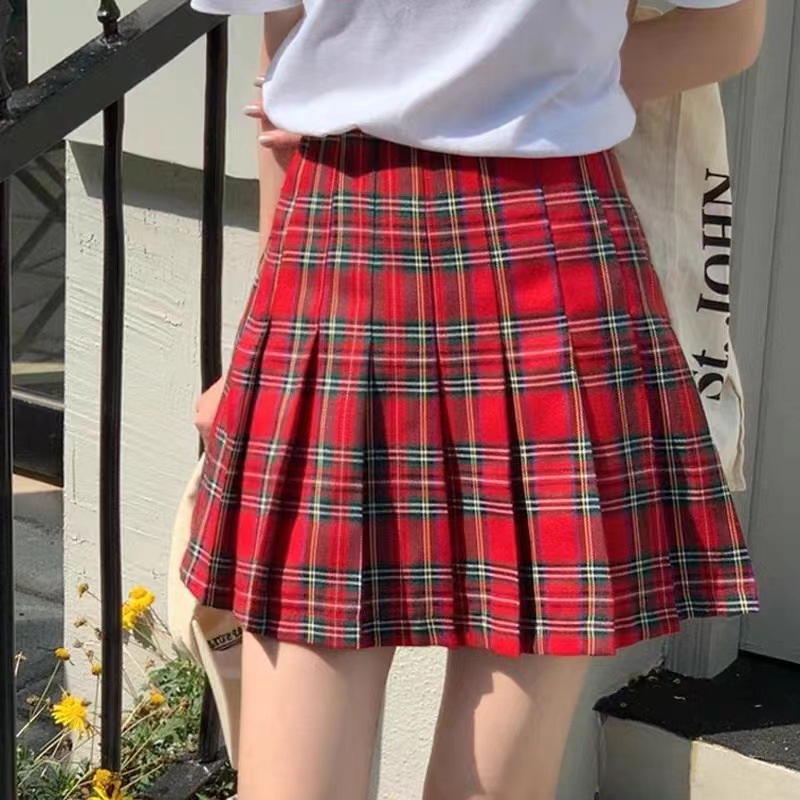 @GuyGuinivere — Red Plaid Chained Mini Skirt